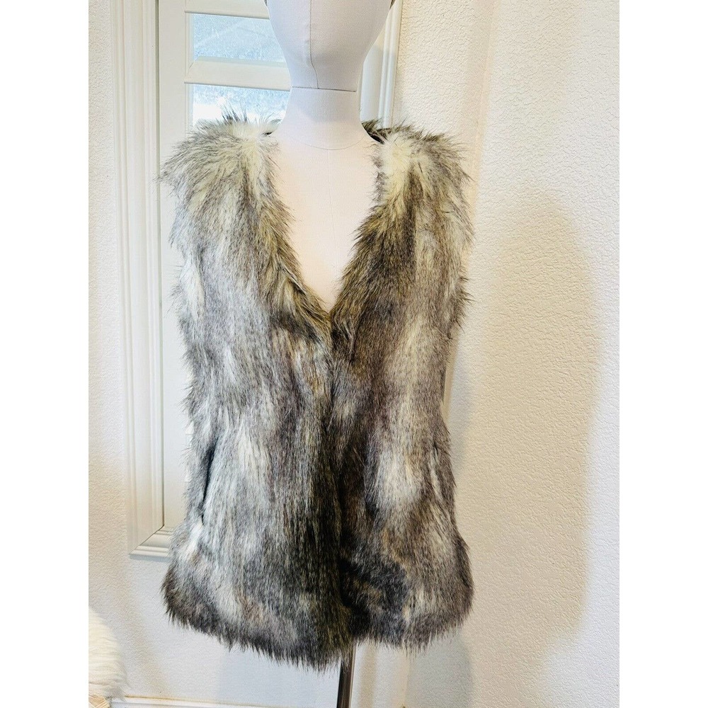 NWT Via Spiga Vest Womens Size S Brown Acrylic Clasp Closing Faux Fur $228